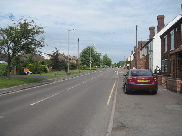 File:B4210 looking NW from The Why Not at Springhill - Geograph - 2446382.jpg