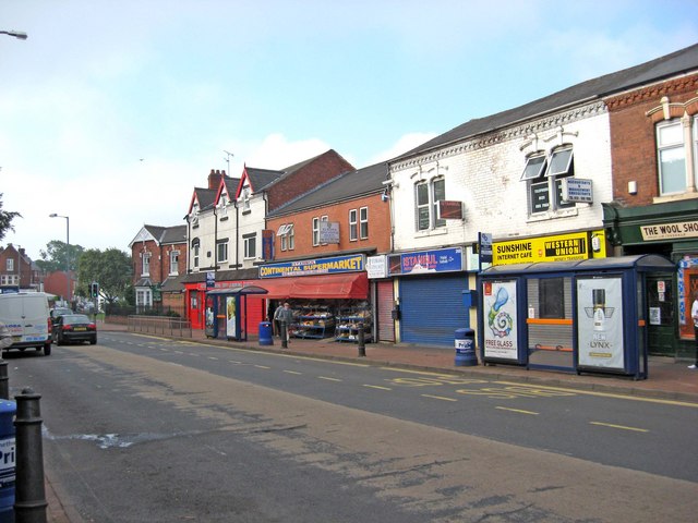 File:High Street (C) P L Chadwick - Geograph - 2164292.jpg