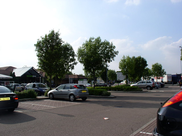 File:Warwick Motorway Services - Geograph - 959931.jpg