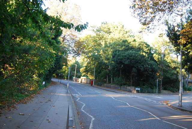 File:Park Hill Rd (B243) (C) N Chadwick - Geograph - 2161185.jpg