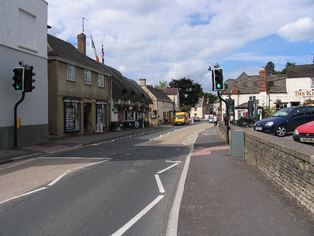 File:Prestbury High Street - Geograph - 36731.jpg