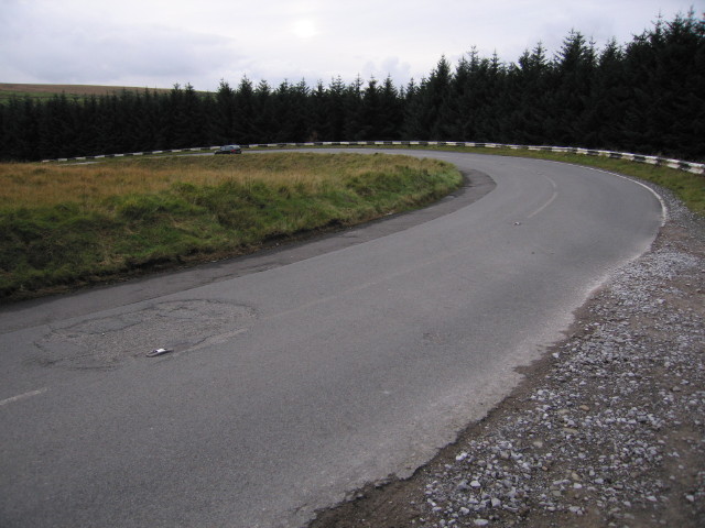 File:An exciting bend - Geograph - 1010316.jpg