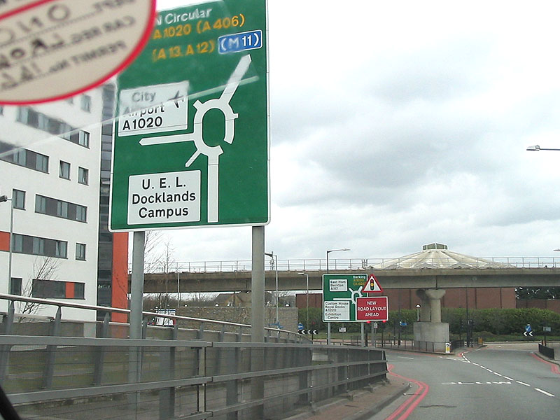 File:London Awayday - Approaching the North Circular Road - Coppermine - 17514.jpg