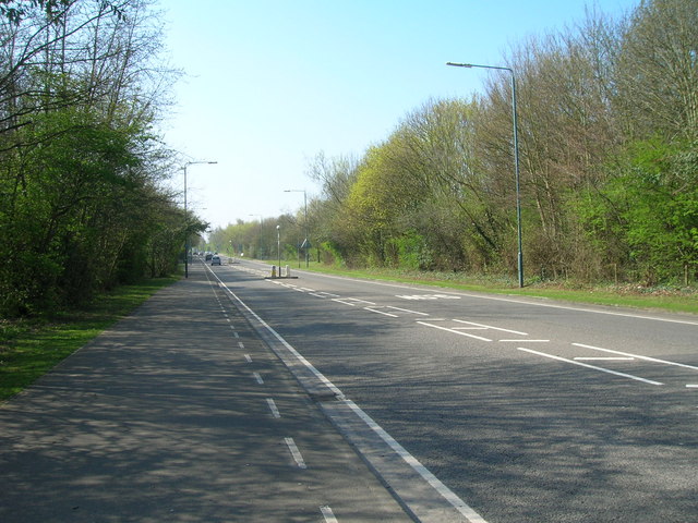 File:Low Wood Road (A6002) (C) JThomas - Geograph - 1830449.jpg