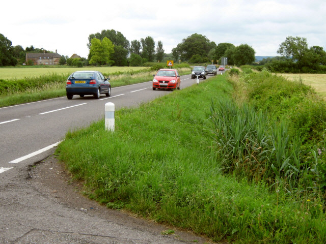 File:Road junction on the A372 - Geograph - 1391445.jpg