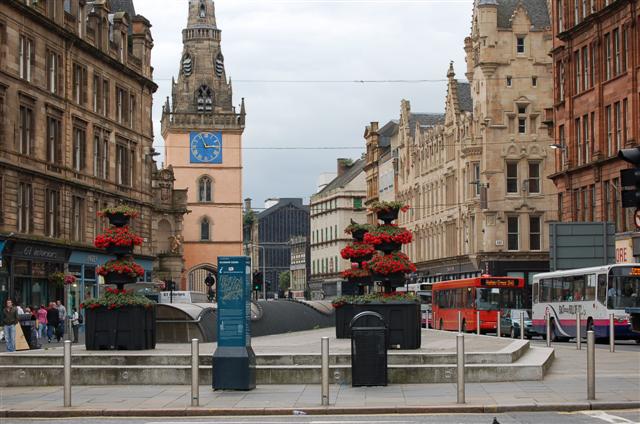 File:Glasgow Cross - Geograph - 495752.jpg