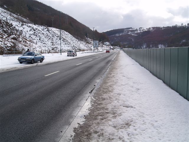 File:Snowy road scene in Cwm - Geograph - 1175171.jpg