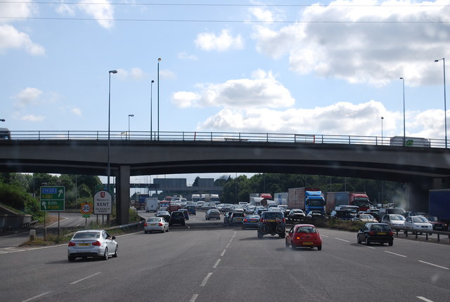 File:A206 bridge across the Dartford crossing road - Geograph - 2028511.jpg