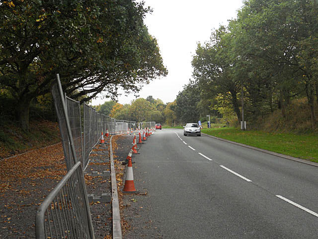 File:Road works near Pendeford Hall - Geograph - 2108406.jpg