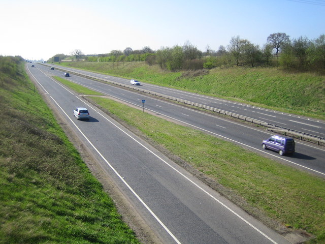 File:A41 Langley Bypass - Geograph - 156572.jpg