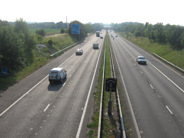 File:M2 Motorway towards London and Junction 6 - Geograph - 1383127.jpg