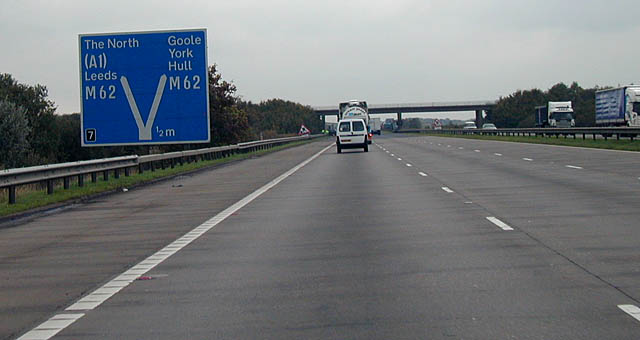 File:M18 approaching the M62 - Coppermine - 4088.jpg