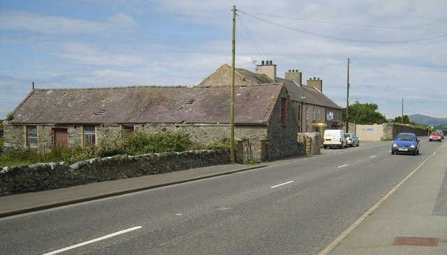 File:The A5 at Hen Valley - Geograph - 1406346.jpg
