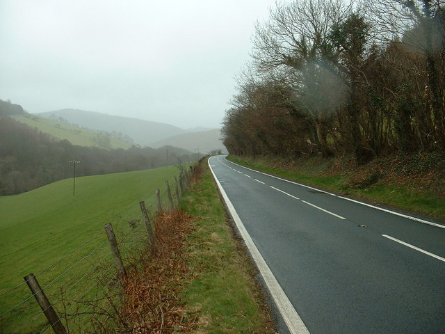 File:The A470 along Coed Ffridd-fawr - Geograph - 378469.jpg