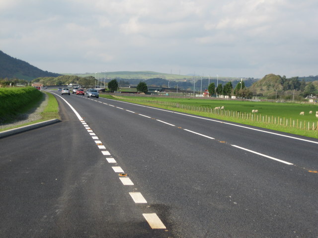 File:Ffordd osgoi Tremadog, Porthmadog &... (C) Alan Fryer - Geograph - 2660394.jpg