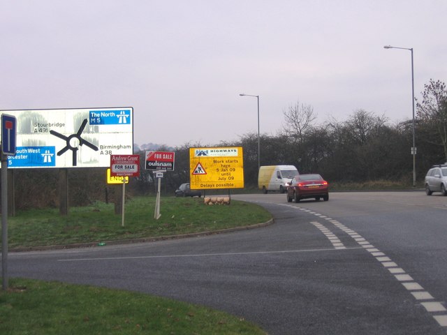 File:A38 Birmingham Road approaching Junction 4 island with M5 Motorway - Geograph - 1106046.jpg