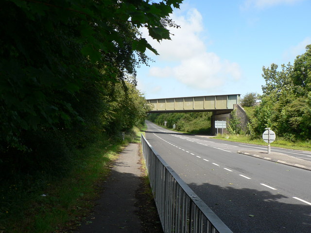 File:Vale Line Railway over the Llantwit Major by-pass - Geograph - 854413.jpg