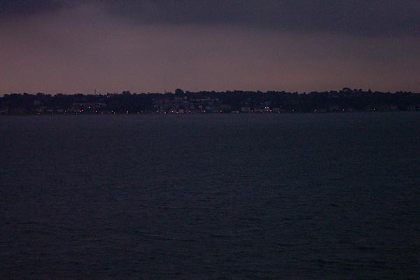 File:Leaving Isle of Wight - Coppermine - 12218.jpg