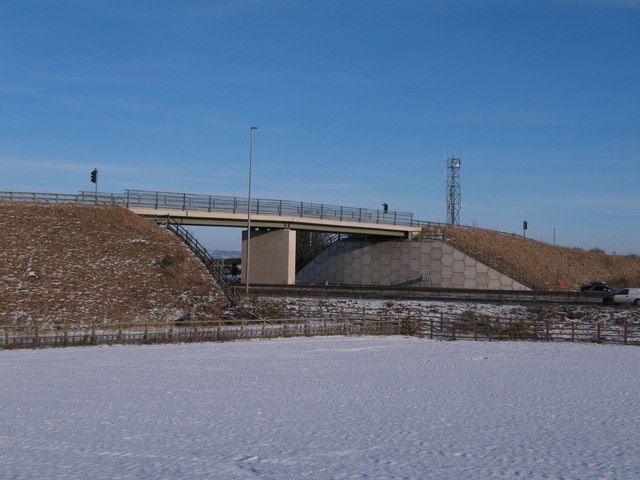 File:Bridge over the A1 - Geograph - 1646086.jpg