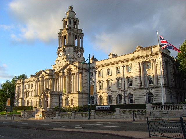 File:Stockport Town Hall - Geograph - 902204.jpg