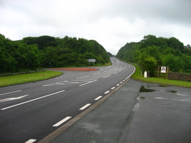 File:Trunk road.jpg