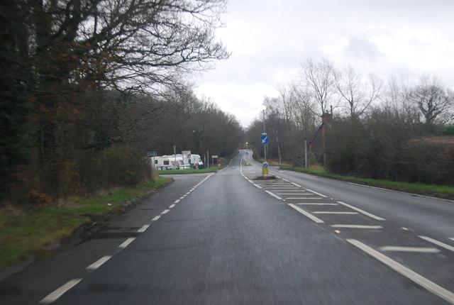 File:A264, eastbound - Geograph - 3331414.jpg