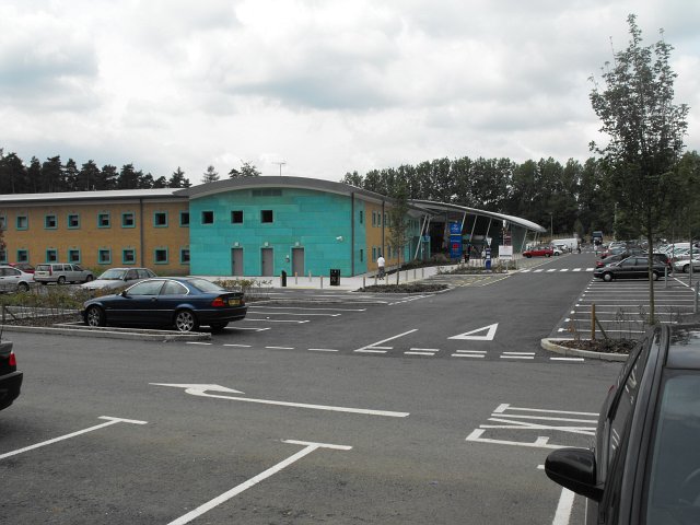File:Beaconsfield services - Geograph - 1363580.jpg