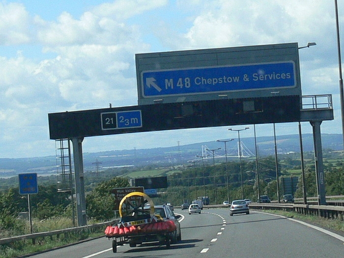 File:M4 With Severn Bridge & VMS - Coppermine - 22808.jpg