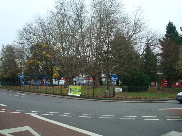 File:Highbury Corner, London N5 - Geograph - 1063990.jpg