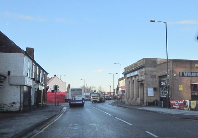 File:Walsall Road Darlaston Approaching Darlaston Road Junction - Geograph - 2734140.jpg