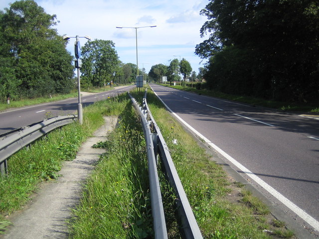 File:Cheshunt- A10 Great Cambridge Road (C) Nigel Cox - Geograph - 542199.jpg