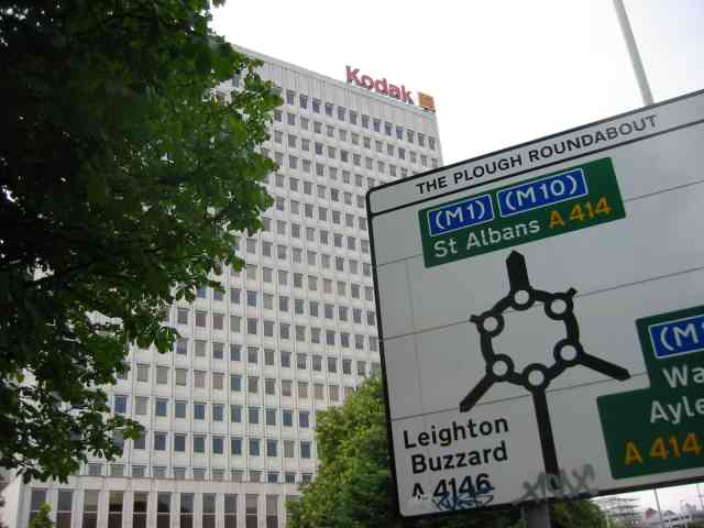 File:THE Roundabout called " Magic" Hemel Hempstead - Geograph - 23621.jpg