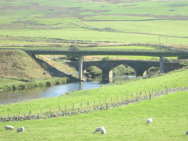 File:Rich pastures near the River Clyde - Geograph - 3677267.jpg