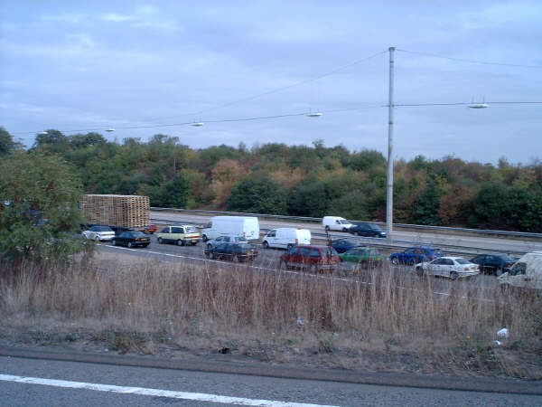 File:M1 M25 junction queues on M1 - Coppermine - 1031.jpg