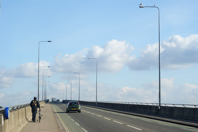 File:The Itchen Bridge, Southampton - Geograph - 1733248.jpg