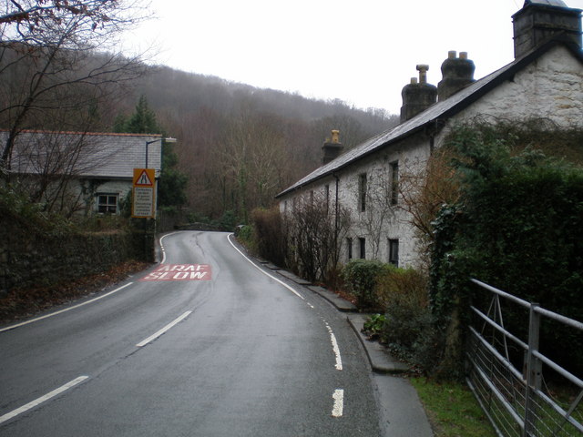 File:Narrow Bridge - Geograph - 313987.jpg