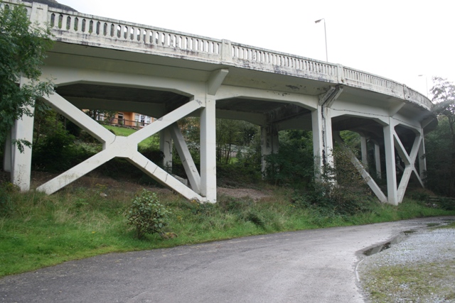 File:Kinloch-viaduct.jpg