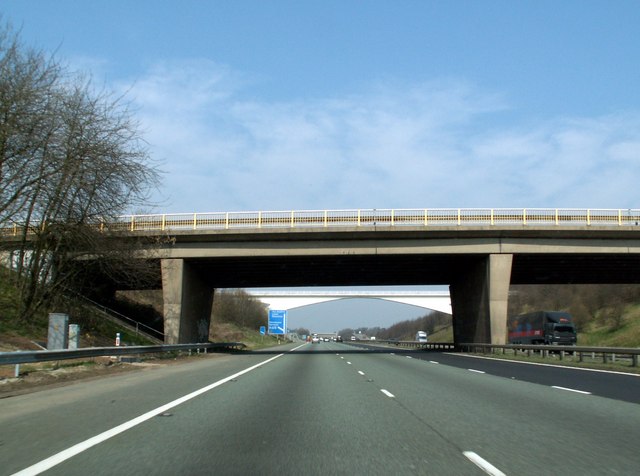 File:M1 Motorway South of Junction 37 Dodworth - Geograph - 386326.jpg