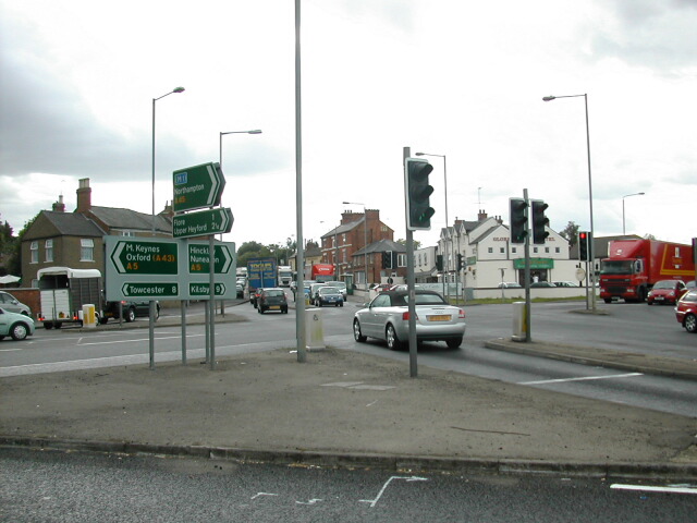 File:Junction of A5 and A45 - Geograph - 33757.jpg