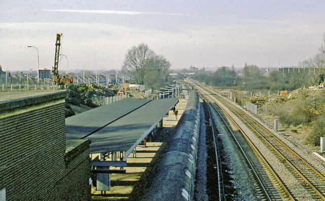 File:Hanger Lane station during major work on A40 road, 1979 - Geograph - 3598362.jpg