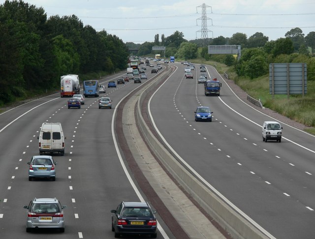 File:North along the M1 Motorway - Geograph - 867836.jpg