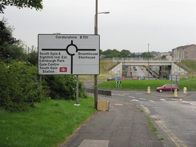 File:Bridges and roundabout on the B701 - Geograph - 904646.jpg