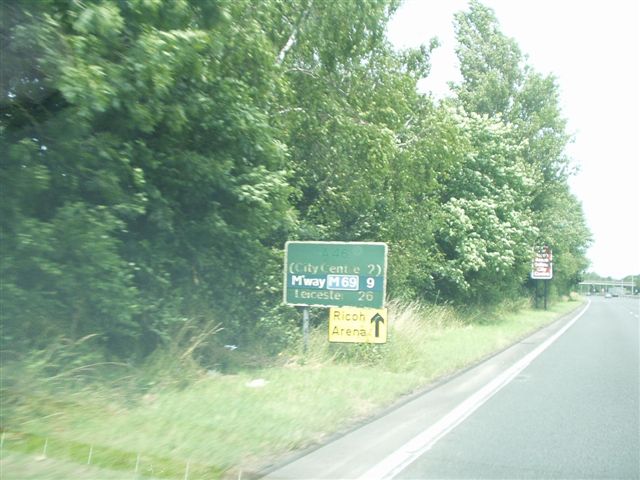 File:A444 Route Confirmation Sign Showing Old A46 Identity Coventry - Coppermine - 18964.jpg