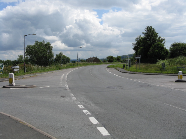 File:Bartestree - A438, Looking East From The Crossroads.jpg