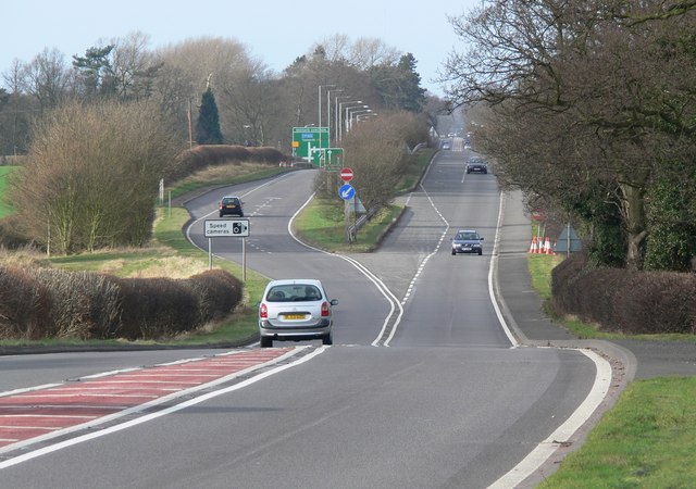 File:Northwest along the A5 Watling Street - Geograph - 672055.jpg