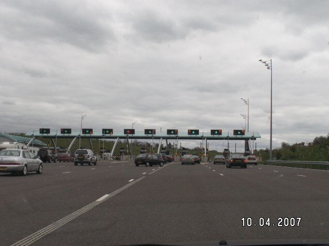 File:M6 Toll Weeford toll booth.jpg