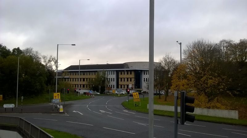 File:20151110-0857 - Met Office Roundabout and Weather Way.jpg