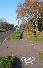 B1113 and cycleway up from Badley Bridge - Geograph - 614136.jpg