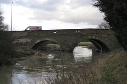 Ryton Bridge and the River Avon - Geograph - 1697240.jpg