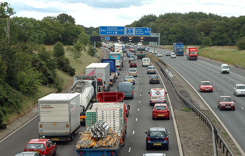 File:Queue on M42 approaching J3a - Coppermine - 13534.jpg